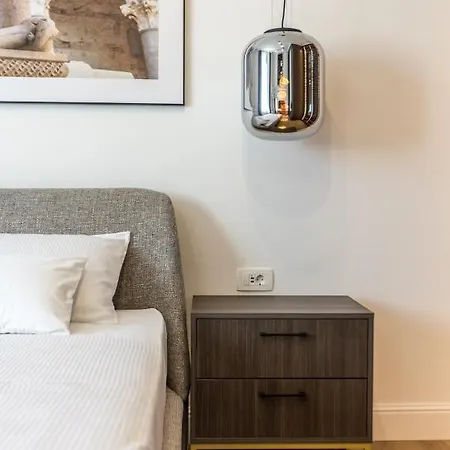 Apartment Palazzo 1 *