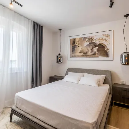 Apartment Palazzo 1 *