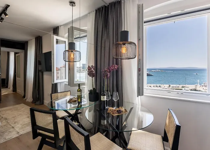 Palazzo 1 * Split